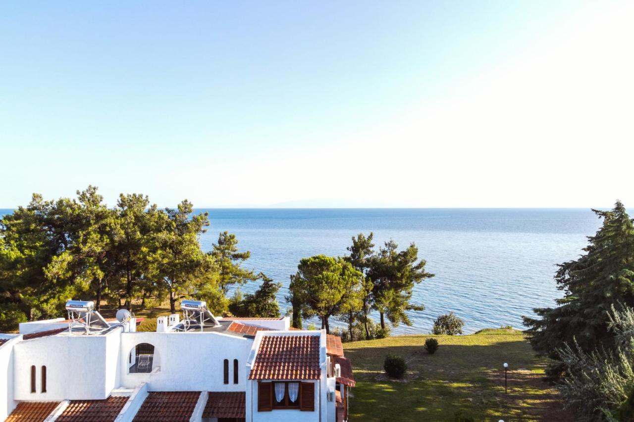 Luna Villa Private Beach Nea Iraklia Zewnętrze zdjęcie