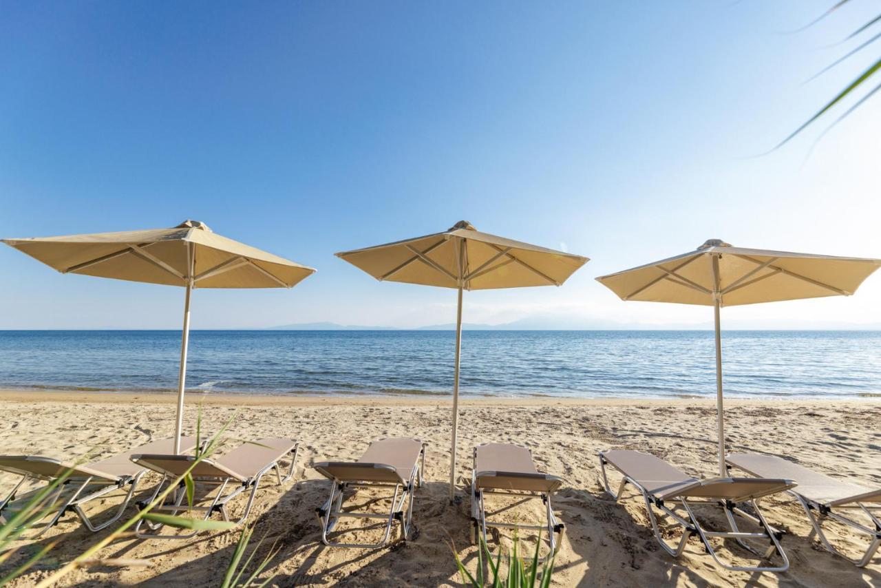 Luna Villa Private Beach Nea Iraklia Zewnętrze zdjęcie